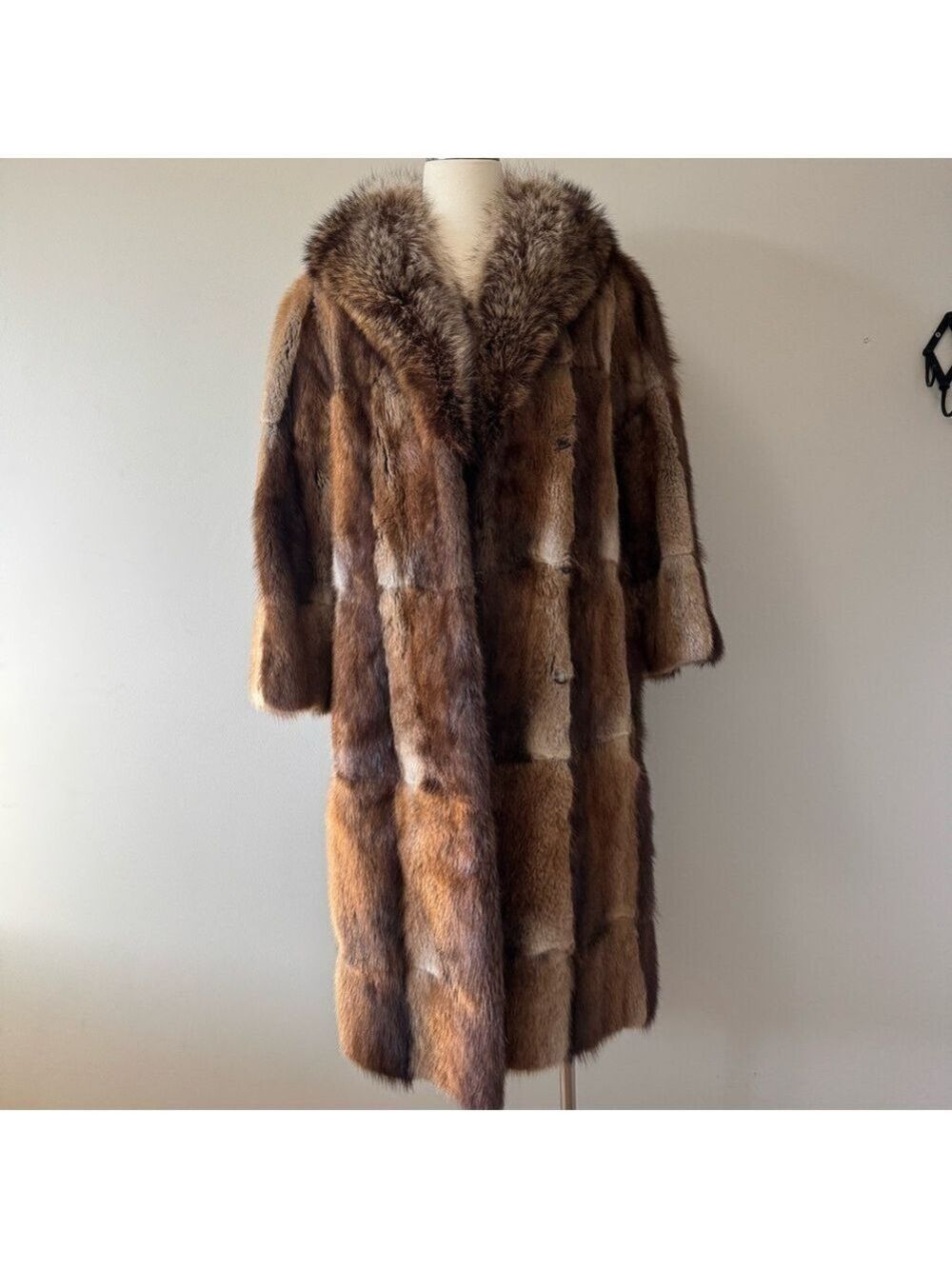 Vintage Majestic Fur Company Toronto  Canada Real Fur Coat S-Medium